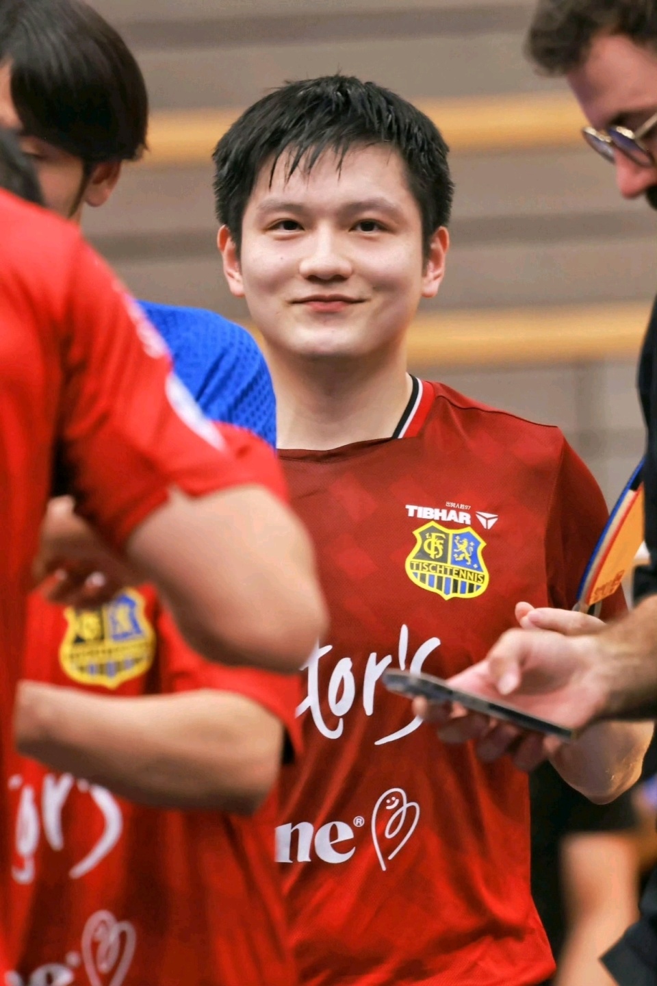 膀右臂依然, src