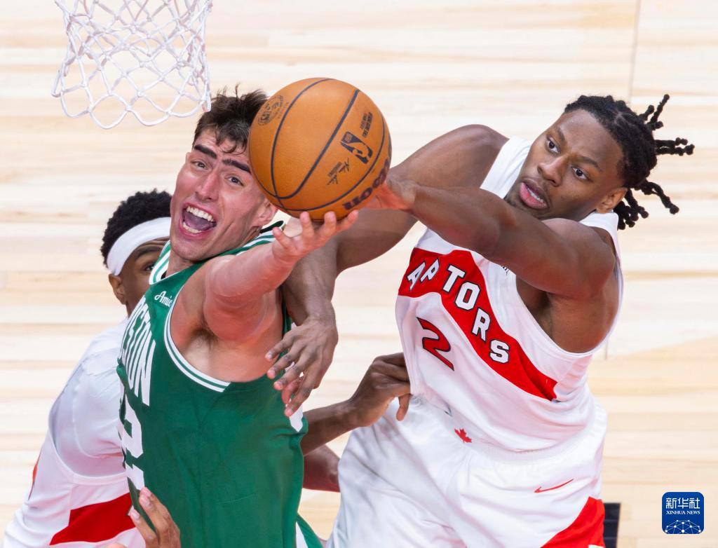 与凯尔特人 与凯尔特人